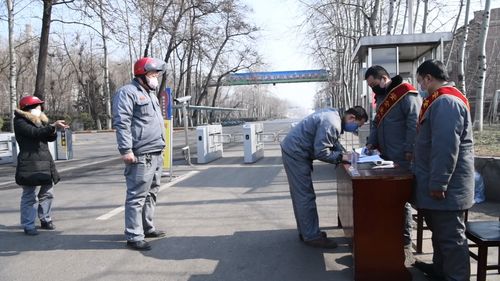 平山縣助力企業(yè)復工復產(chǎn) 專班駐廠 保姆式 服務幫扶解困